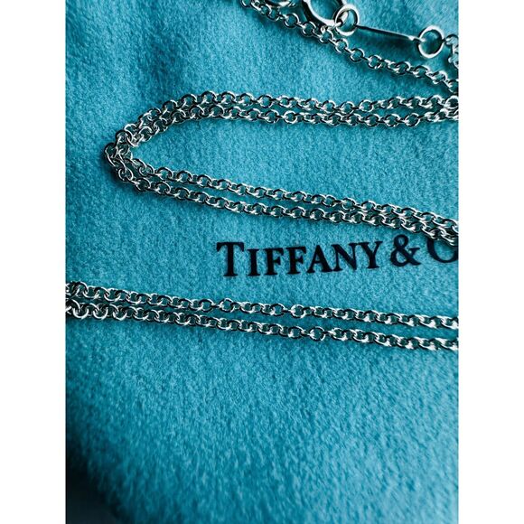 Tiffany & Co. THICK 18 Inch Chain in Silver - Picture 2 of 4